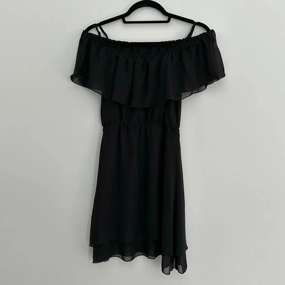 Divided Black Off the Shoulder Dress Sz 6 - Picture 4 of 5